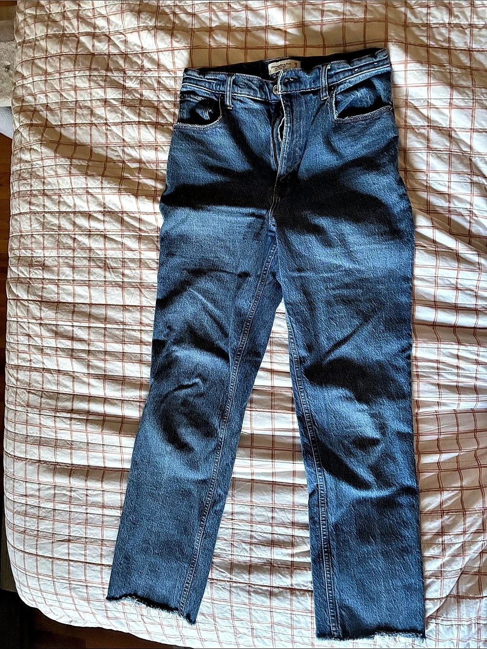 Abercrombie & Fitch The 90s Straight Ultra High Rise Jeans